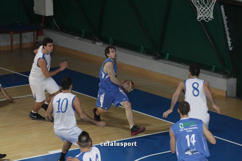 111218 sport 201_tn.jpg